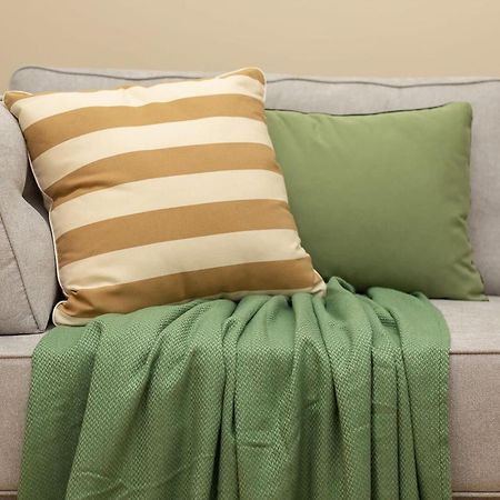 Rent Like Home - Krakowskie Przedmiescie 12 Warsaw Luaran gambar