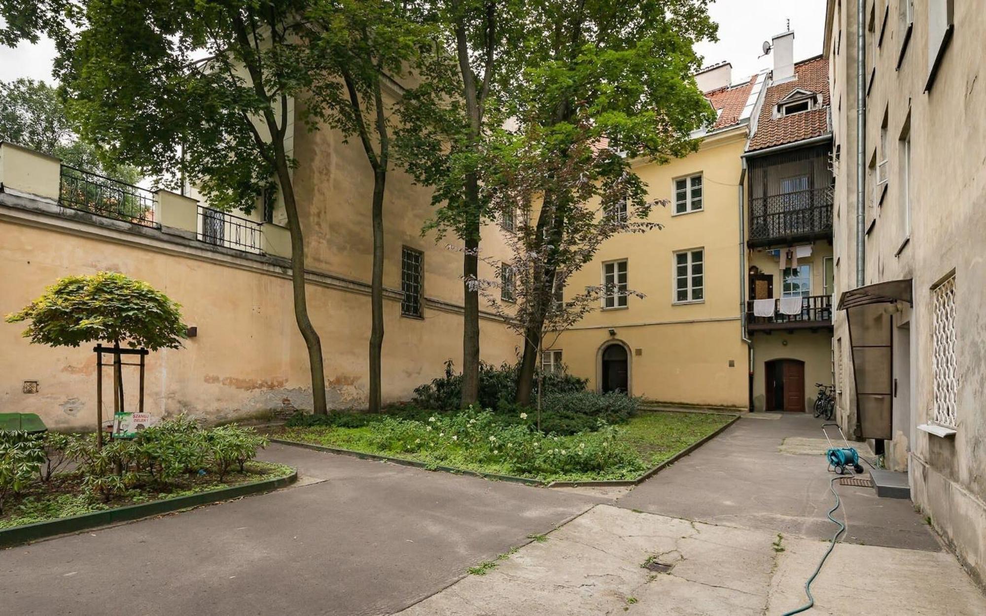 Rent Like Home - Krakowskie Przedmiescie 12 Warsaw Luaran gambar